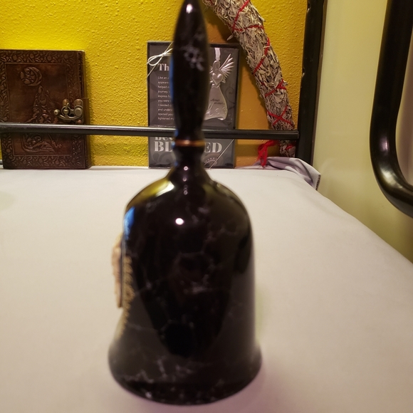 Vtg Black Marble Cameo Collection Bellmawr Bell - Picture 9 of 11